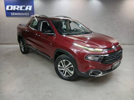 FIAT TORO 2.0 16V TURBO DIESEL VOLCANO 4WD AT9 FIAT TORO 2.0 16V TURBO DIESEL VOLCANO 4WD AT9